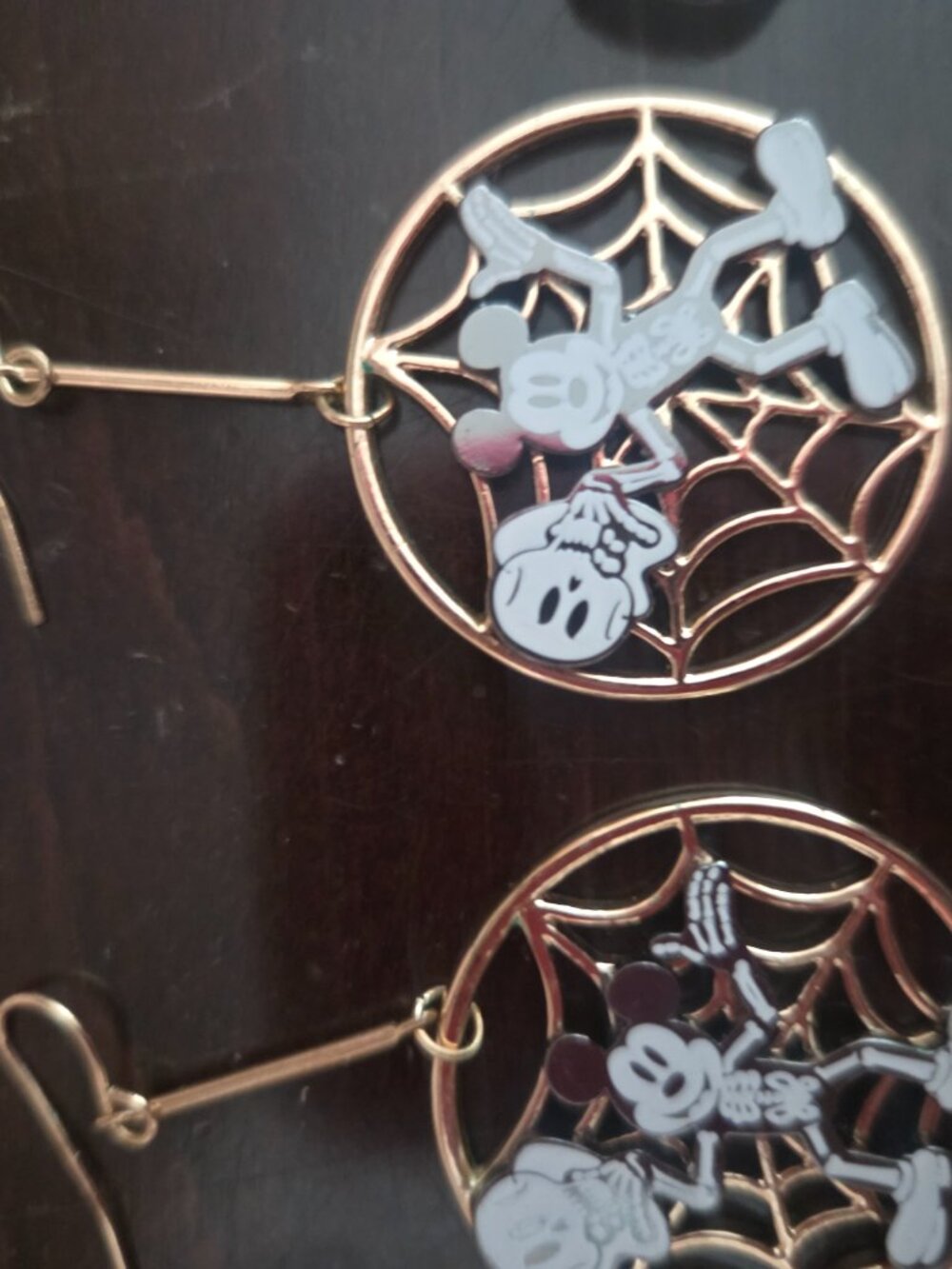 3 pair of disney earrings - Picture 3 of 7
